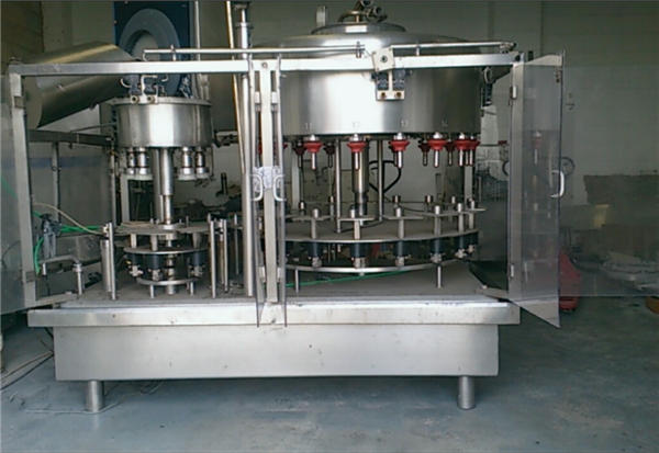 10-హెడ్ నెగటివ్-ప్రెజర్ పెర్ఫ్యూమ్ బాటిల్ ఫిల్లింగ్ మెషిన్